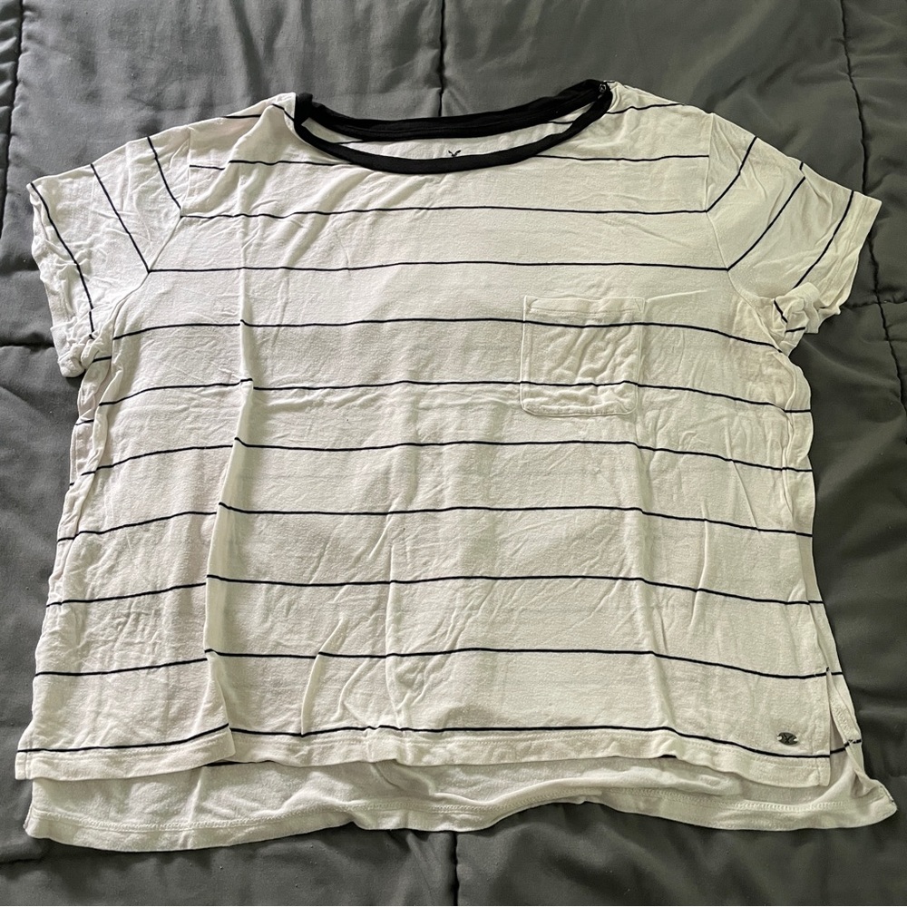 American Eagle White & Black Striped T-shirt, Size L